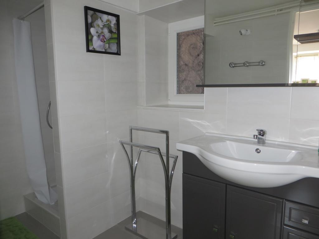 Location Alice Villa Ottrott Buitenkant foto